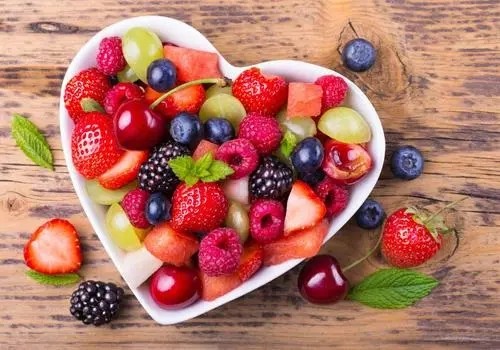 Effects of exogenous 5-ALA on photosynthesis of strawberry and its relationship with antioxidant enzymes